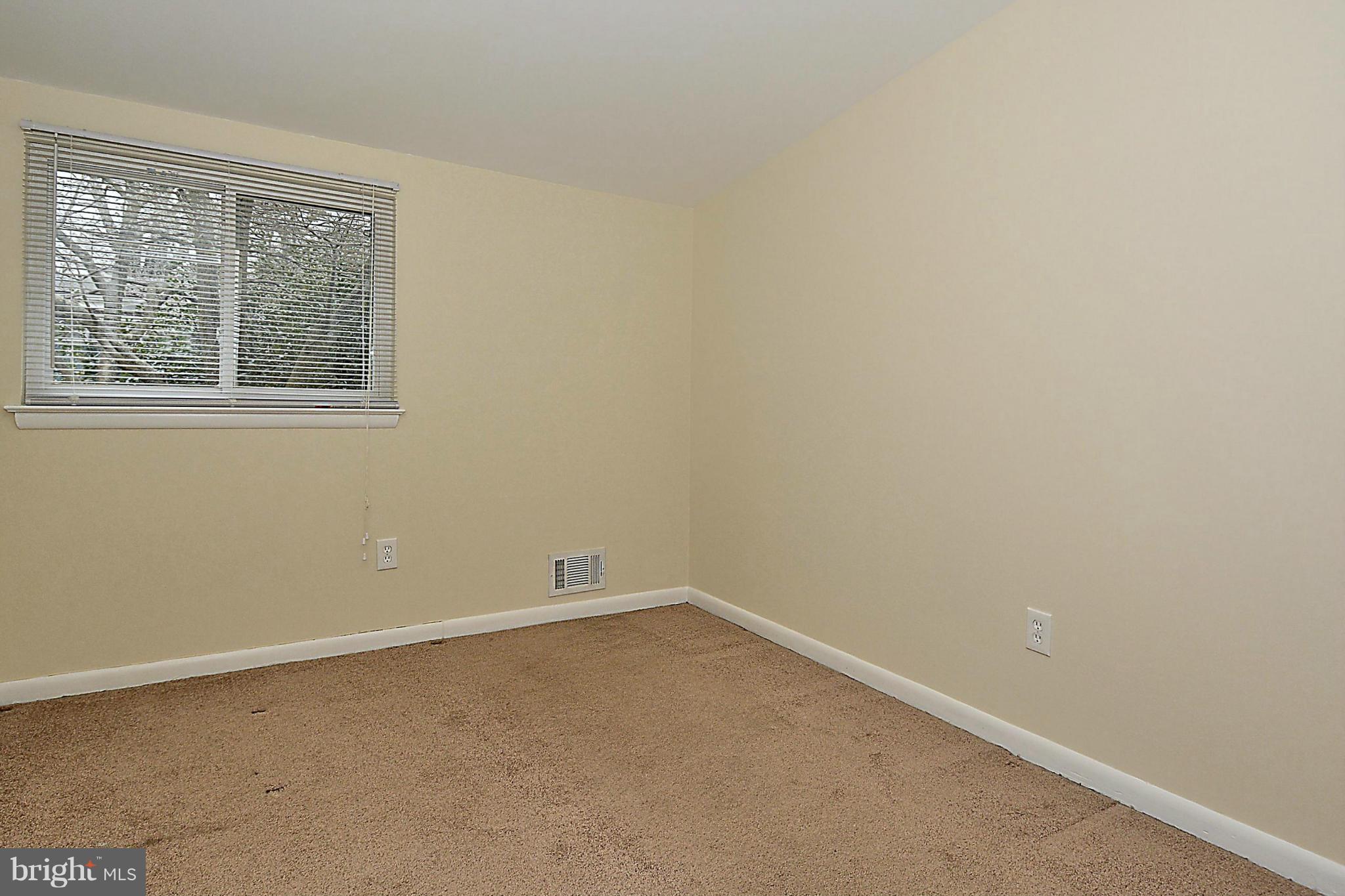 908 North Belgrade Road Silver Spring, MD 20902 - Photo 19 of 30 Bedroom 4