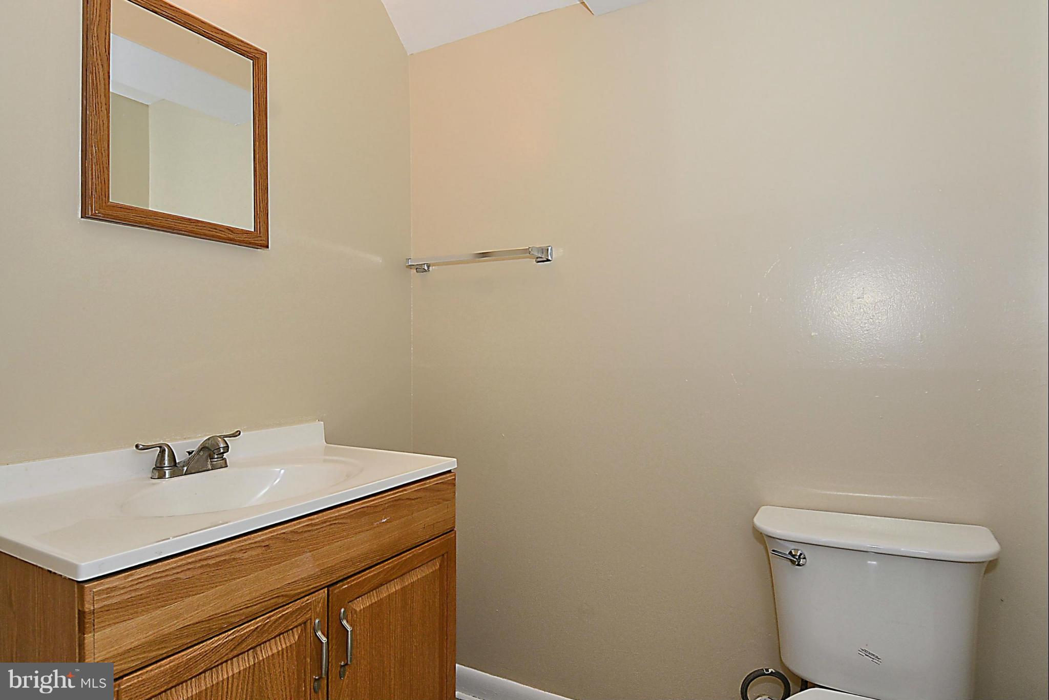 908 North Belgrade Road Silver Spring, MD 20902 - Photo 23 of 30 Powder Room