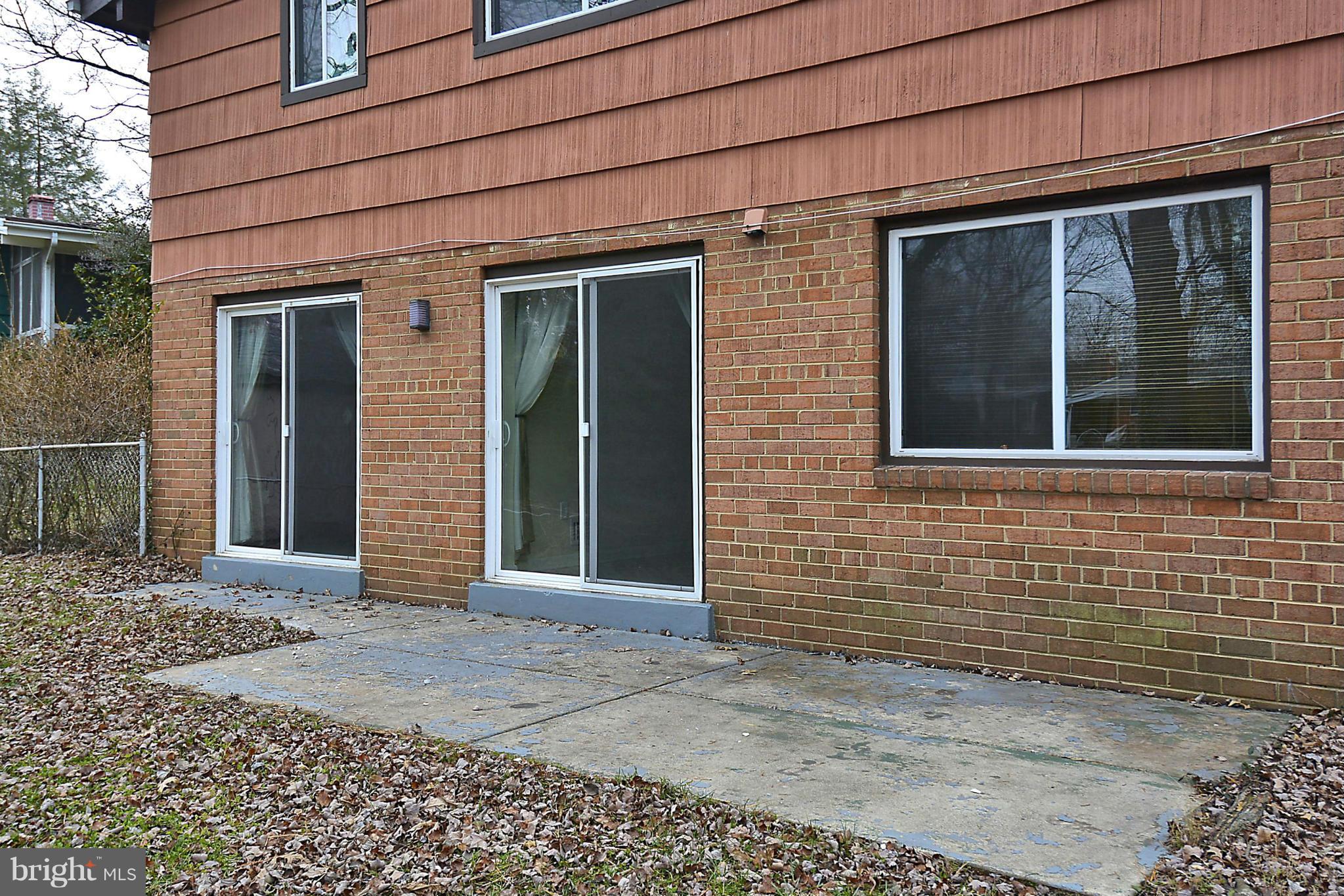 908 North Belgrade Road Silver Spring, MD 20902 - Photo 28 of 30 Back Patio