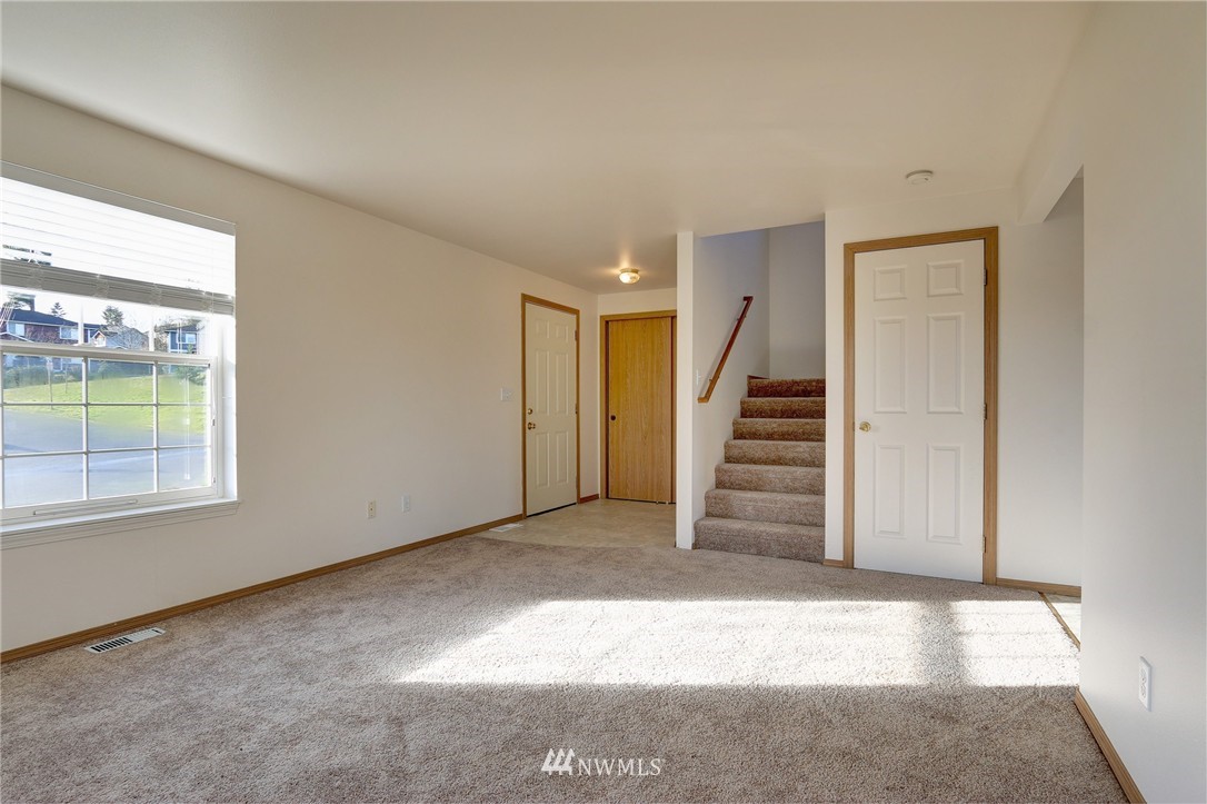 1828 Curt Rudolph Road Northeast Poulsbo, WA 98370 - Photo 2 of 15 Gallery Image 2