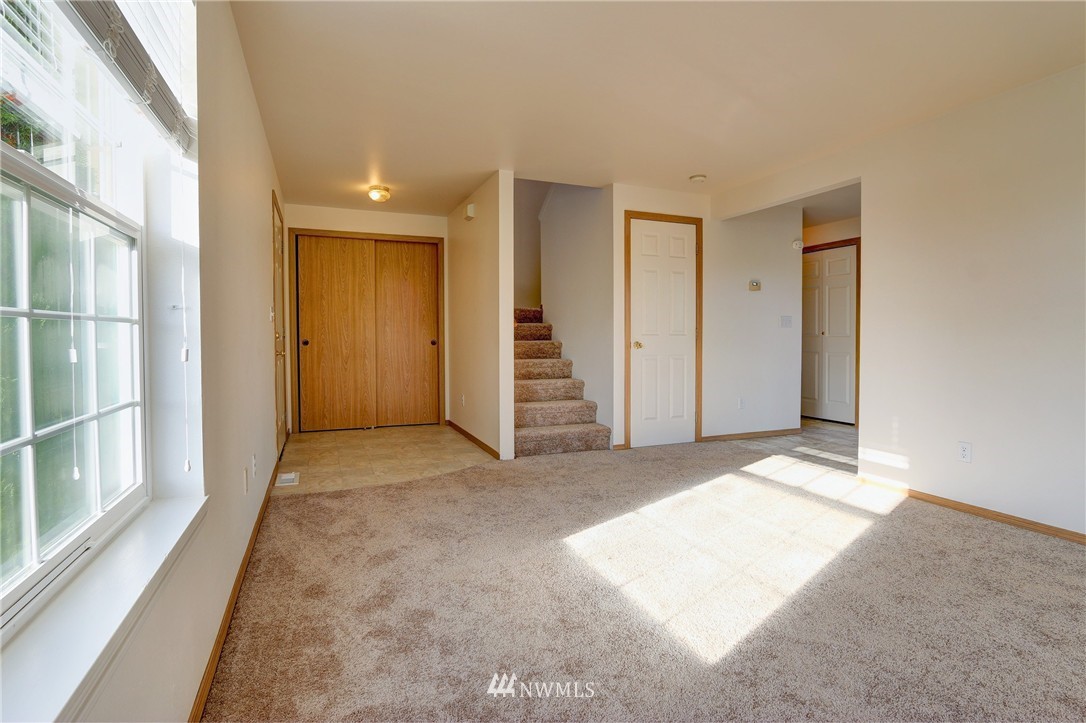 1828 Curt Rudolph Road Northeast Poulsbo, WA 98370 - Photo 3 of 15 Gallery Image 3