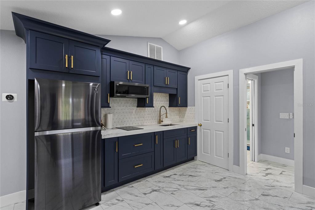 6607 Whispering Pines Road Orlando, FL 32824 - Photo 25 of 43