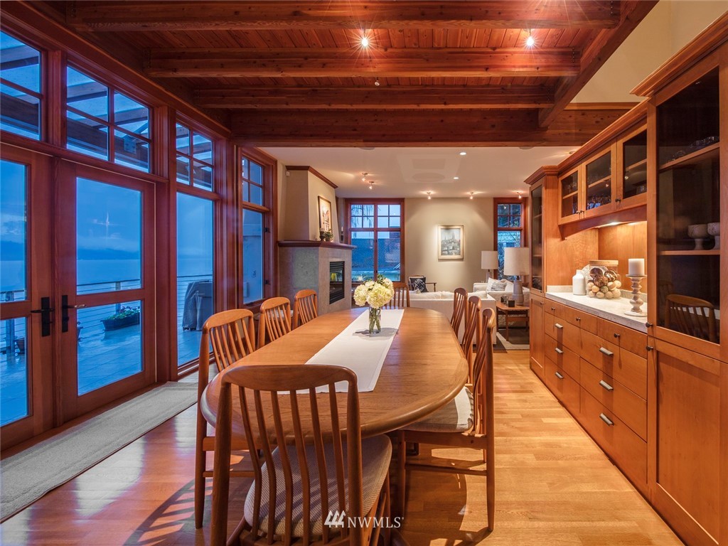 11940 Riviera Place Northeast Seattle, WA 98125 - Photo 5 of 25 Gallery Image 5
