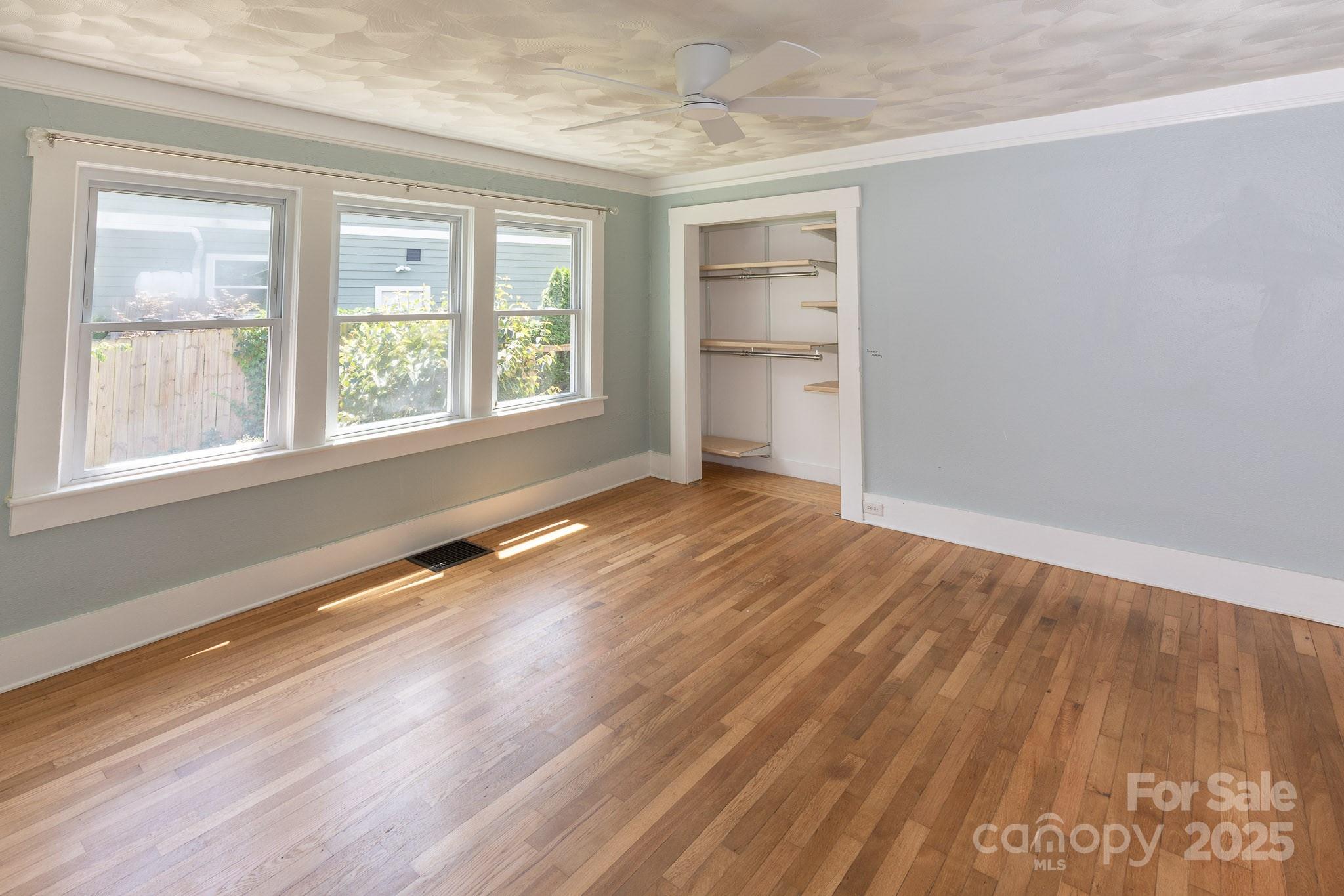 58 Oakley Road Asheville, NC 28803 - Photo 13 of 22 Gallery Image 13