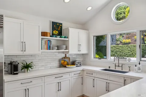 $2,995,000 | 22 Venus Court, Tiburon, CA 94920