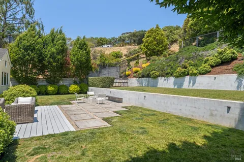 $2,995,000 | 22 Venus Court, Tiburon, CA 94920