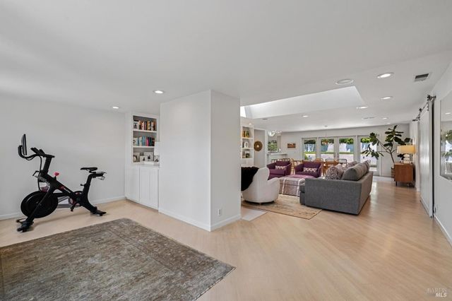 $2,995,000 | 22 Venus Court, Tiburon, CA 94920