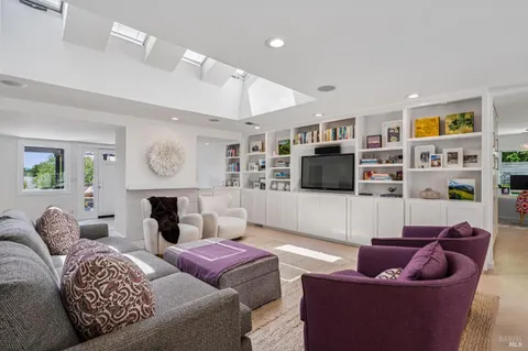 $2,995,000 | 22 Venus Court, Tiburon, CA 94920