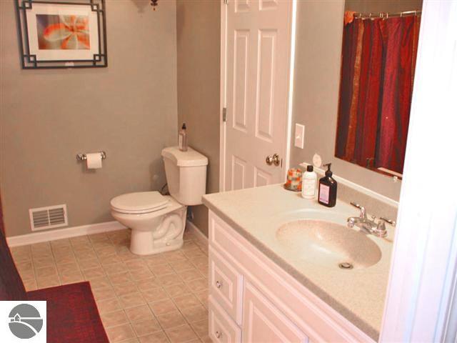 3730 South Town Line Road Cedar, MI 49621 - Photo 14 of 14 1694992-13.JPG