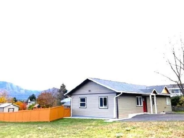$360,000 | 902 North West Street, Chewelah, WA 99109
