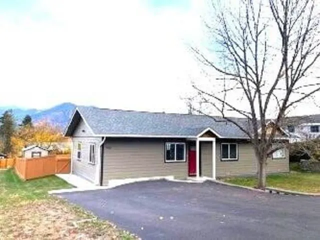 $360,000 | 902 North West Street, Chewelah, WA 99109