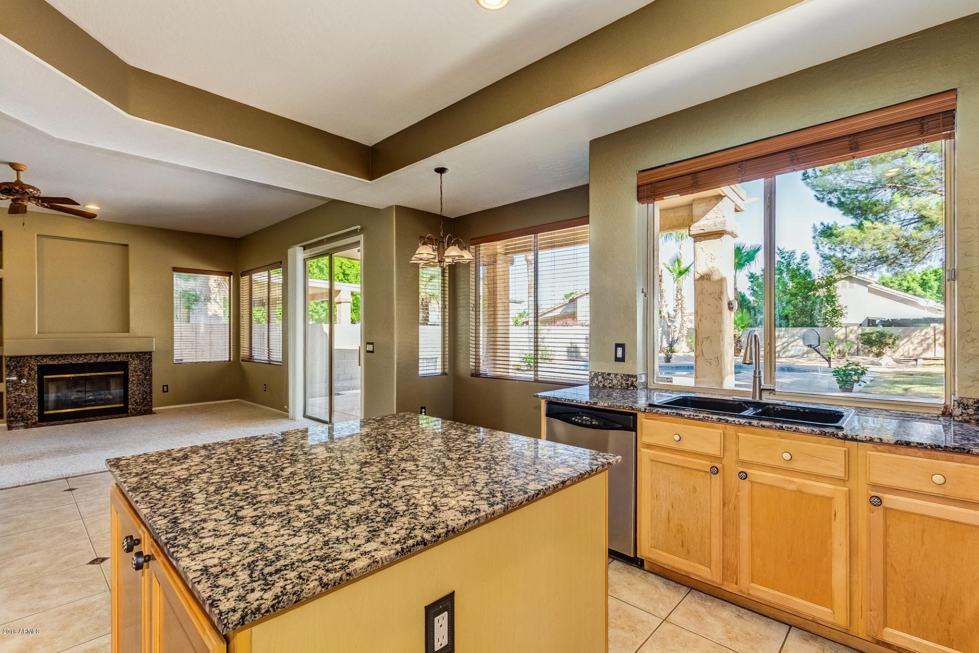 504 East Ranch Road Gilbert, AZ 85296 - Photo 8 of 43 Ranch (16)