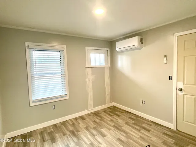 $1,300 | 2648 Highway 9, Unit 3, Malta, NY 12020