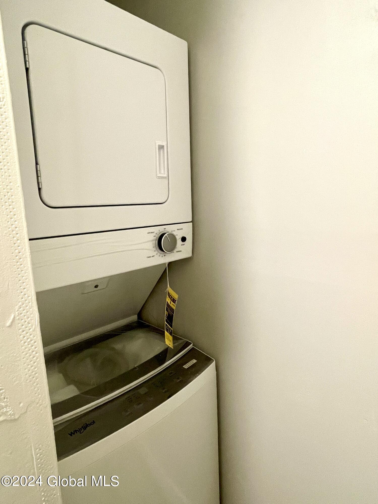 2648 Highway 9, Unit 3 Malta, NY 12020 - Photo 6 of 14 5FA6AE39-5D5F-4E02-A9F6-A2D898411B53_1_2