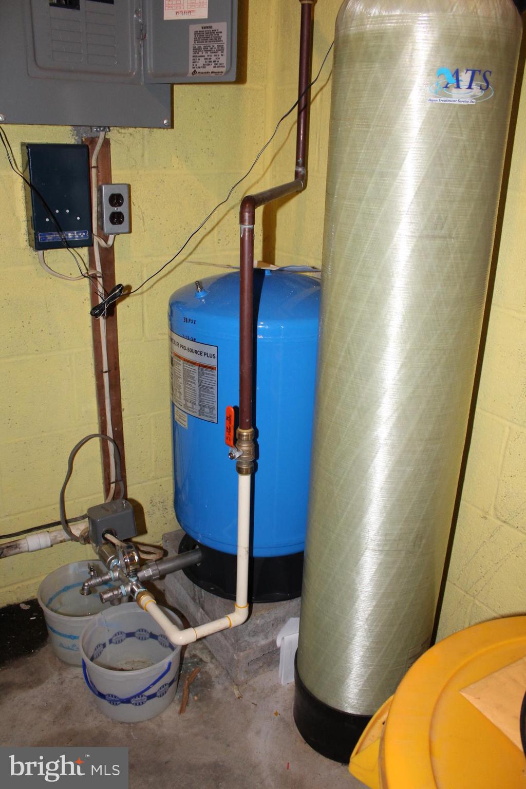 2283 Black Rock Road Hanover, PA 17331 - Photo 33 of 34 NEW BLADDER TANK FOR WELL