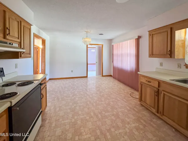 $435,000 | 237 Liles Road, Holly Springs, MS 38635