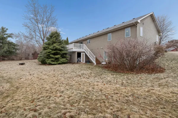 $375,000 | 1528 Shorehaven Court, Menomonie, WI 54751