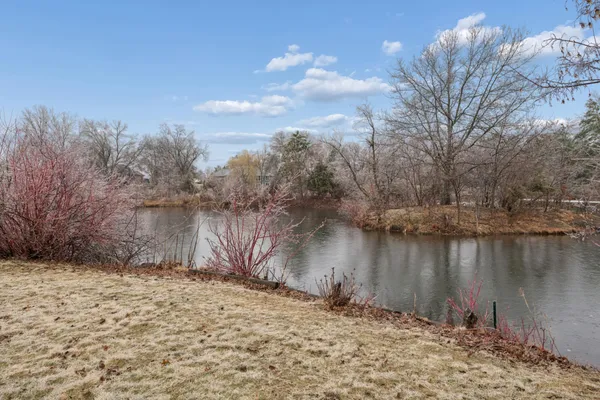 $375,000 | 1528 Shorehaven Court, Menomonie, WI 54751