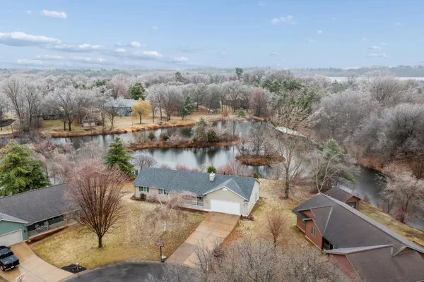 $375,000 | 1528 Shorehaven Court, Menomonie, WI 54751