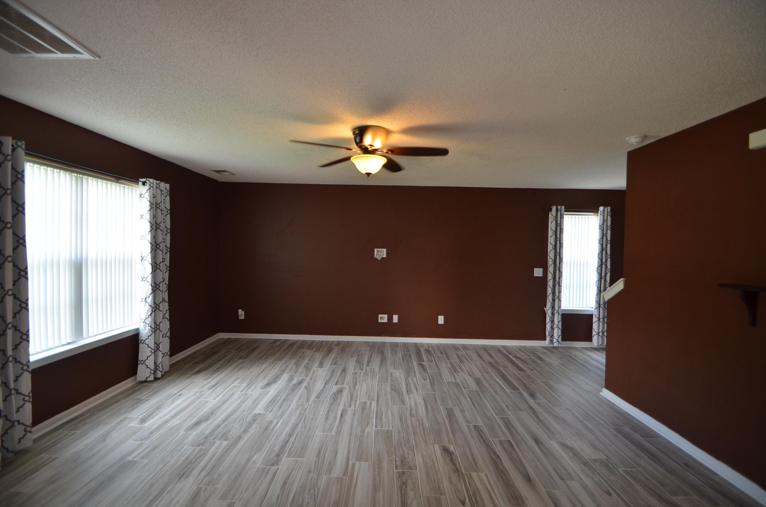 7923 New Ryder Road North Charleston, SC 29406 - Photo 3 of 17 DSC_0051