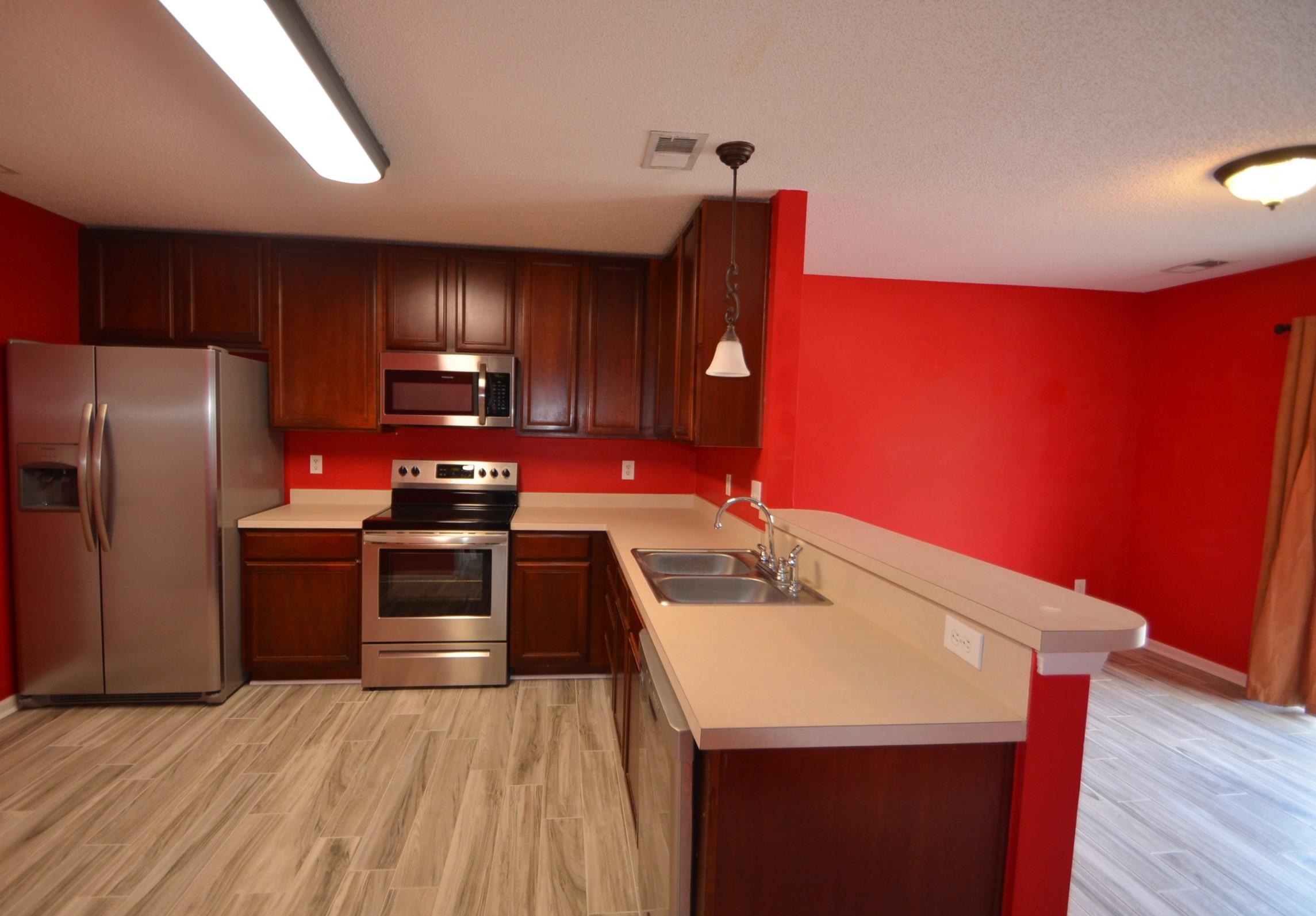 7923 New Ryder Road North Charleston, SC 29406 - Photo 5 of 17 7923 New Ryder kitchen