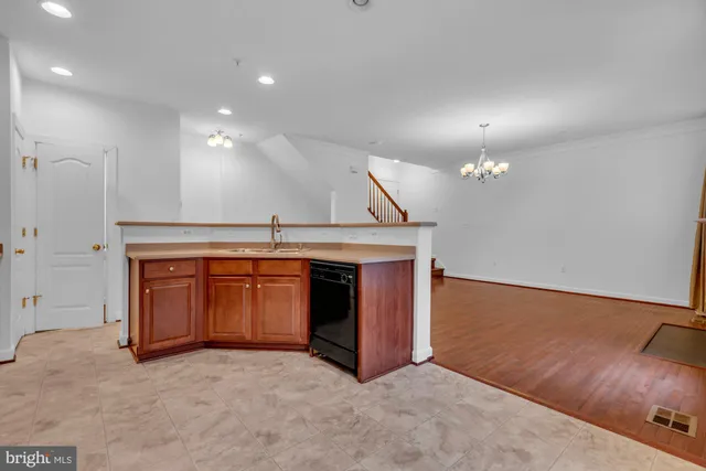 $380,000 | 3510 Carriage Walk Lane, Unit 29C, Laurel, MD 20724