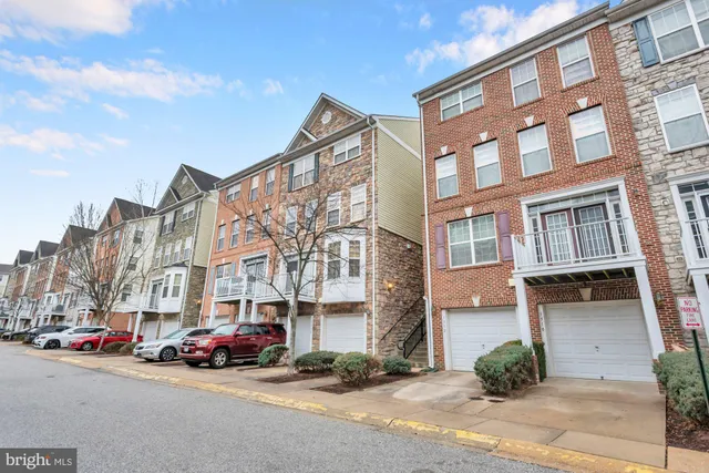 $380,000 | 3510 Carriage Walk Lane, Unit 29C, Laurel, MD 20724