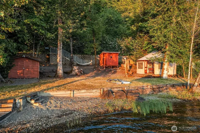 $829,000 | 23-yurt East Lake Sammamish Parkway Northeast, Sammamish, WA 98074