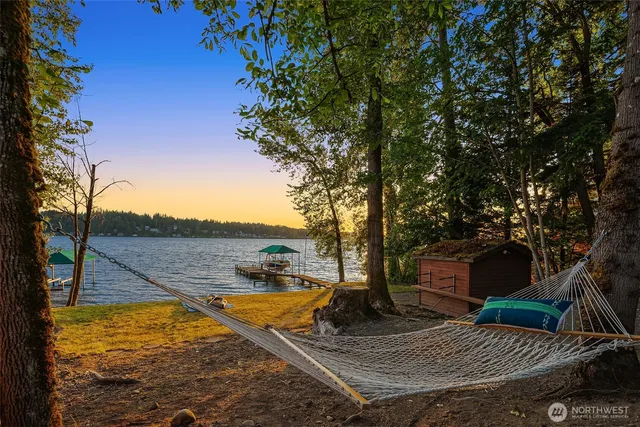 $829,000 | 23-yurt East Lake Sammamish Parkway Northeast, Sammamish, WA 98074