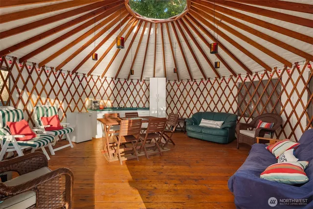 $829,000 | 23-yurt East Lake Sammamish Parkway Northeast, Sammamish, WA 98074