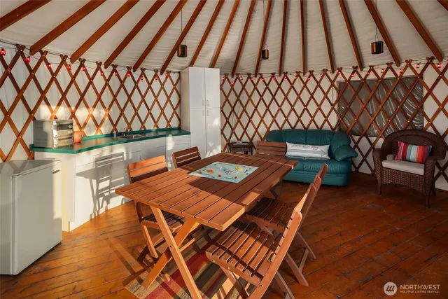 $829,000 | 23-yurt East Lake Sammamish Parkway Northeast, Sammamish, WA 98074