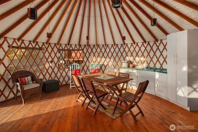 $829,000 | 23-yurt East Lake Sammamish Parkway Northeast, Sammamish, WA 98074