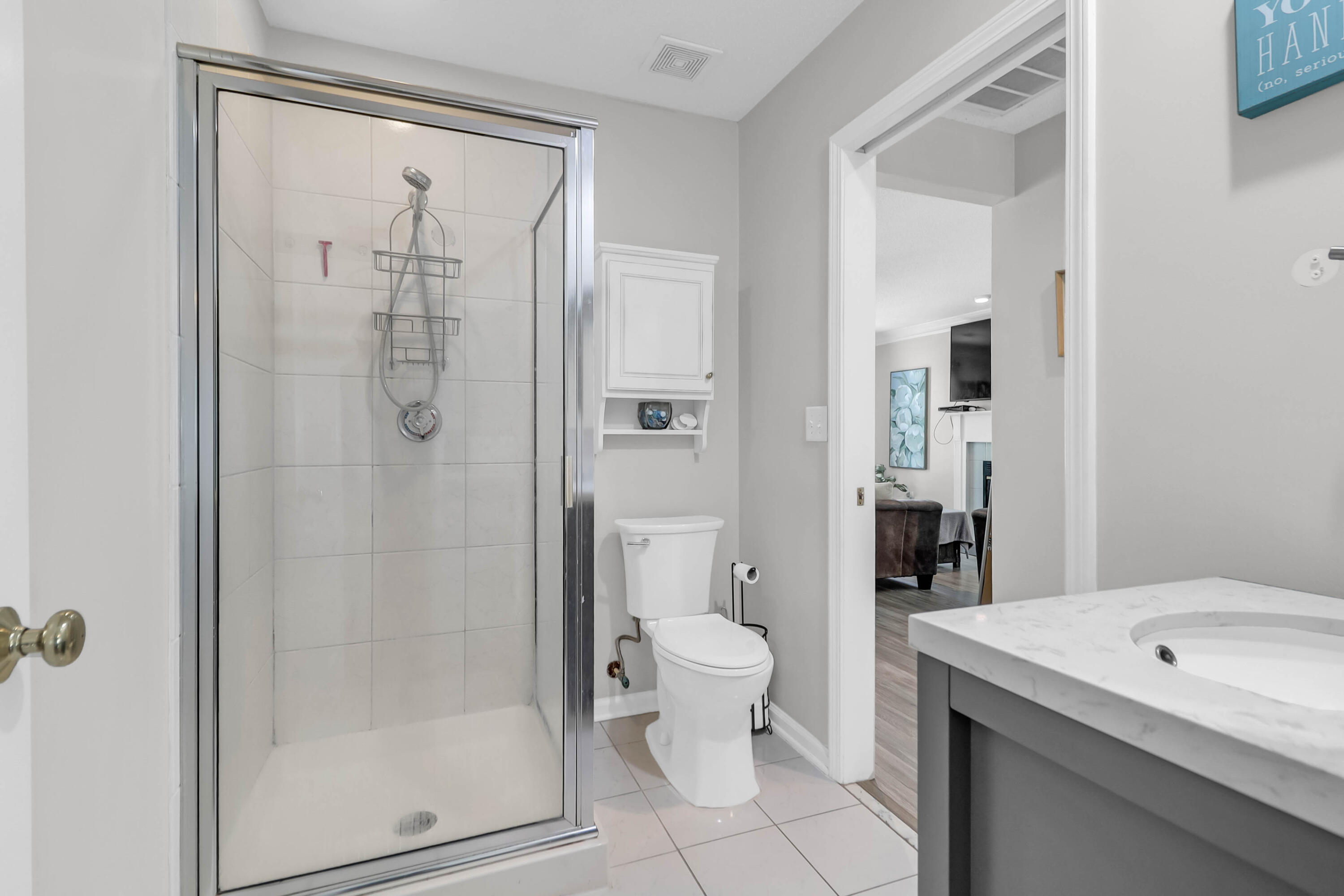 9232 Ayscough Road Summerville, SC 29485 - Photo 14 of 23 With a Full Bath