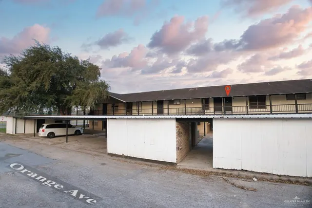 $800 | 1600 South Bridge Avenue, Unit 206, Weslaco, TX 78596