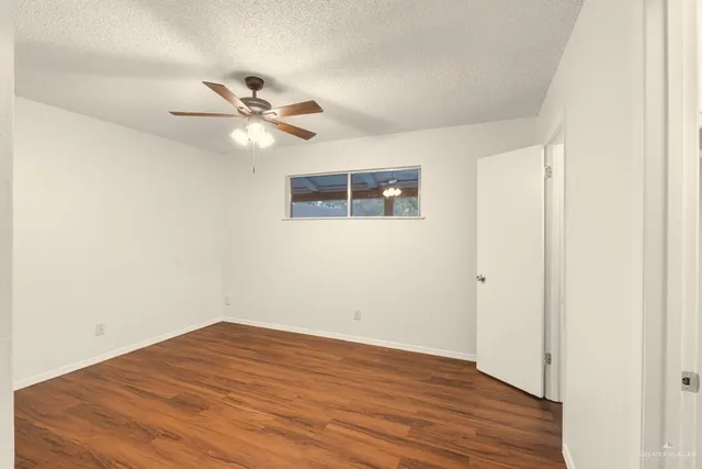 $800 | 1600 South Bridge Avenue, Unit 206, Weslaco, TX 78596