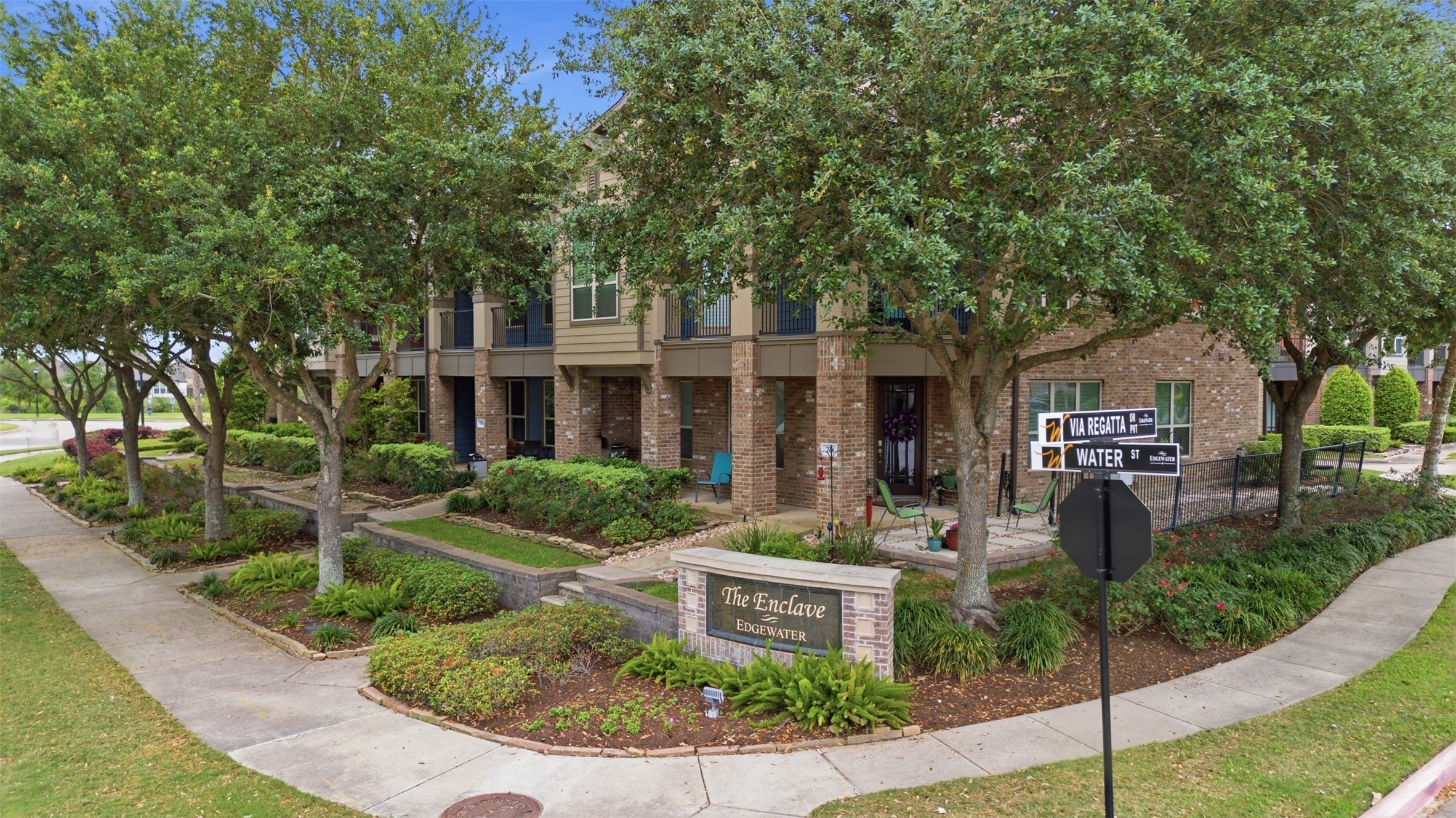 706 Water Street Webster, TX 77598 - Photo 22 of 23 Located near the corner and stately community sign
