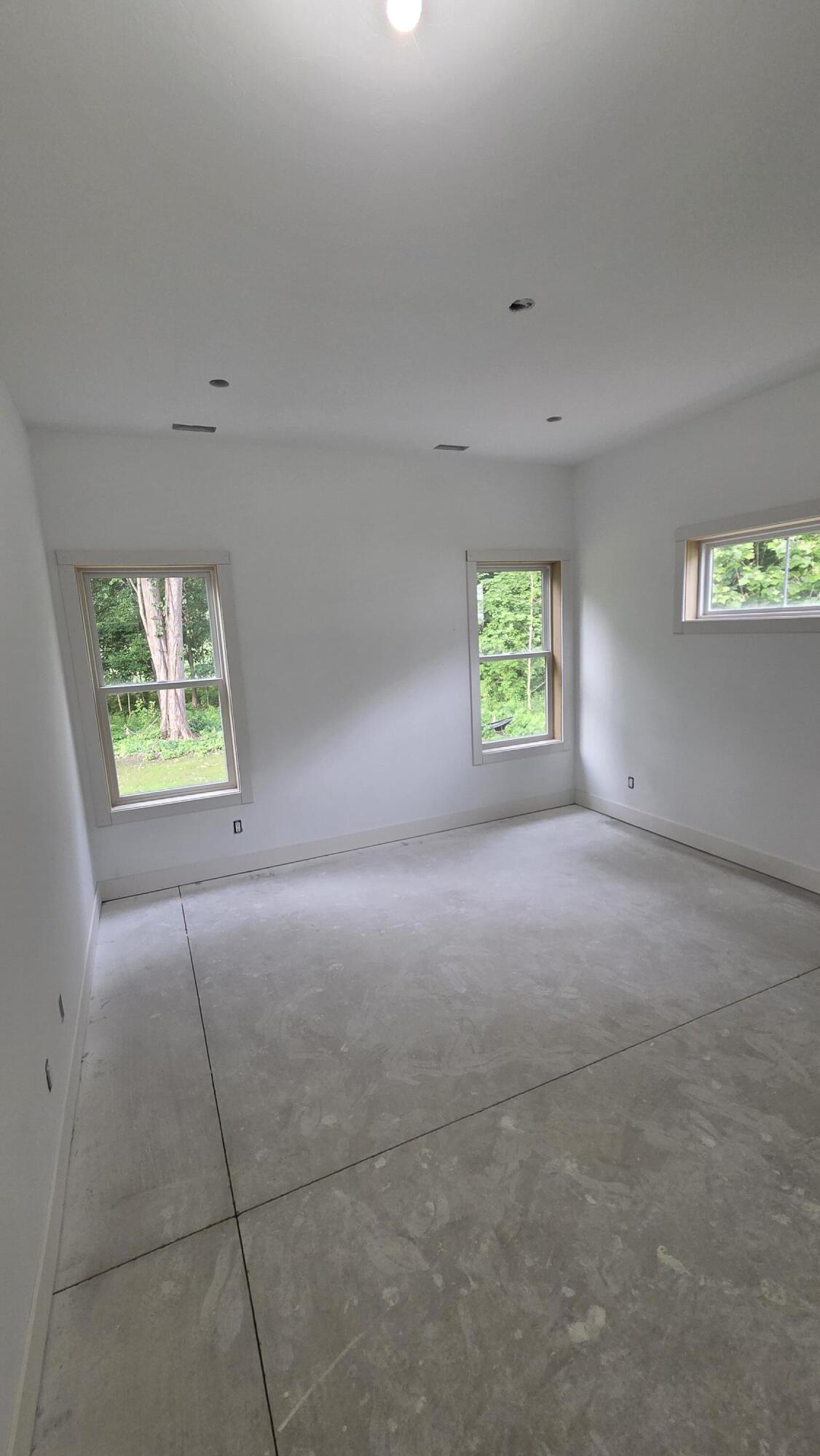 1500 Poppy Point Drive Jenison, MI 49428 - Photo 18 of 37 20260617_075437