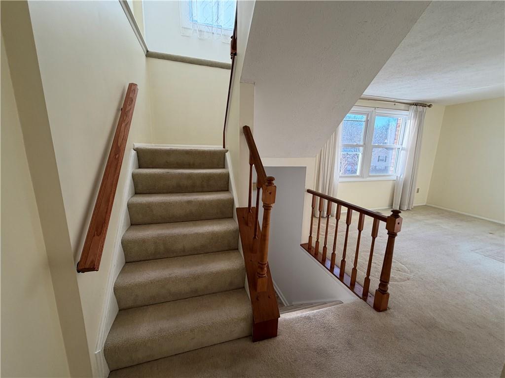 216 Quail Run Road Venetia, PA 15367 - Photo 11 of 28 Gallery Image 11
