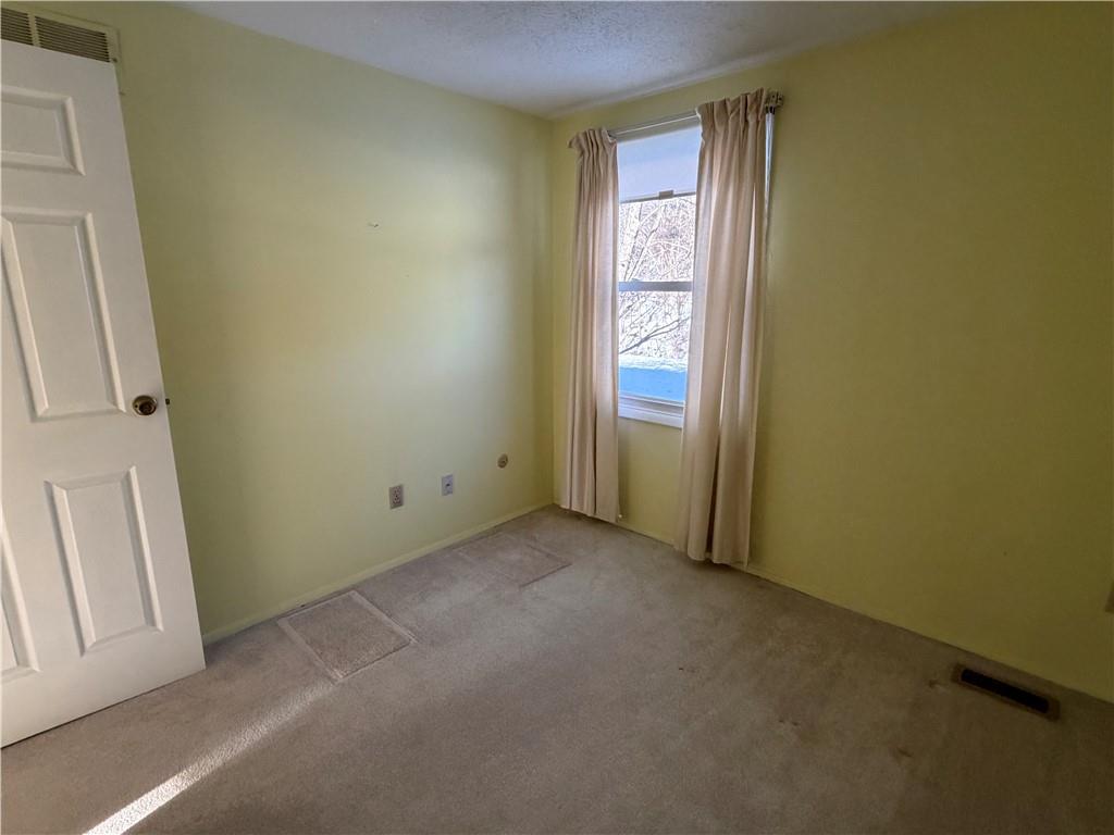 216 Quail Run Road Venetia, PA 15367 - Photo 17 of 28 Gallery Image 17