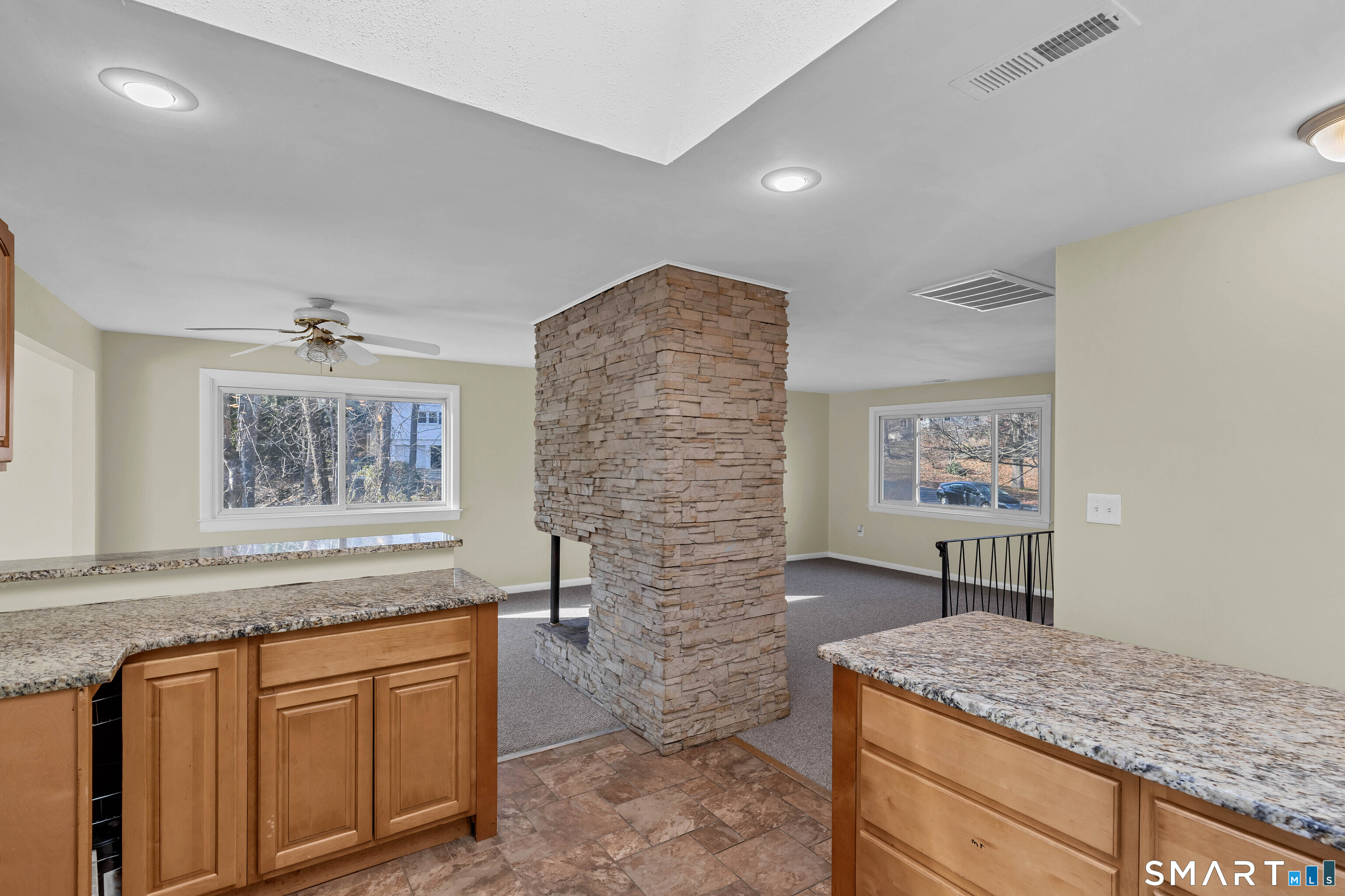 13 Victoria Lane Old Lyme, CT 06371 - Photo 10 of 38