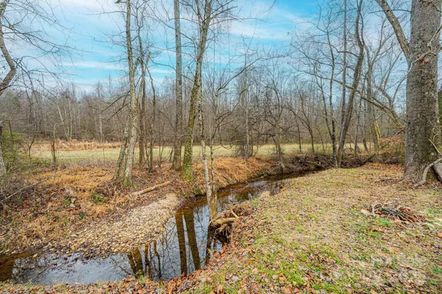 $387,500 | 508 Abbeydale Road, Harmony, NC 28634