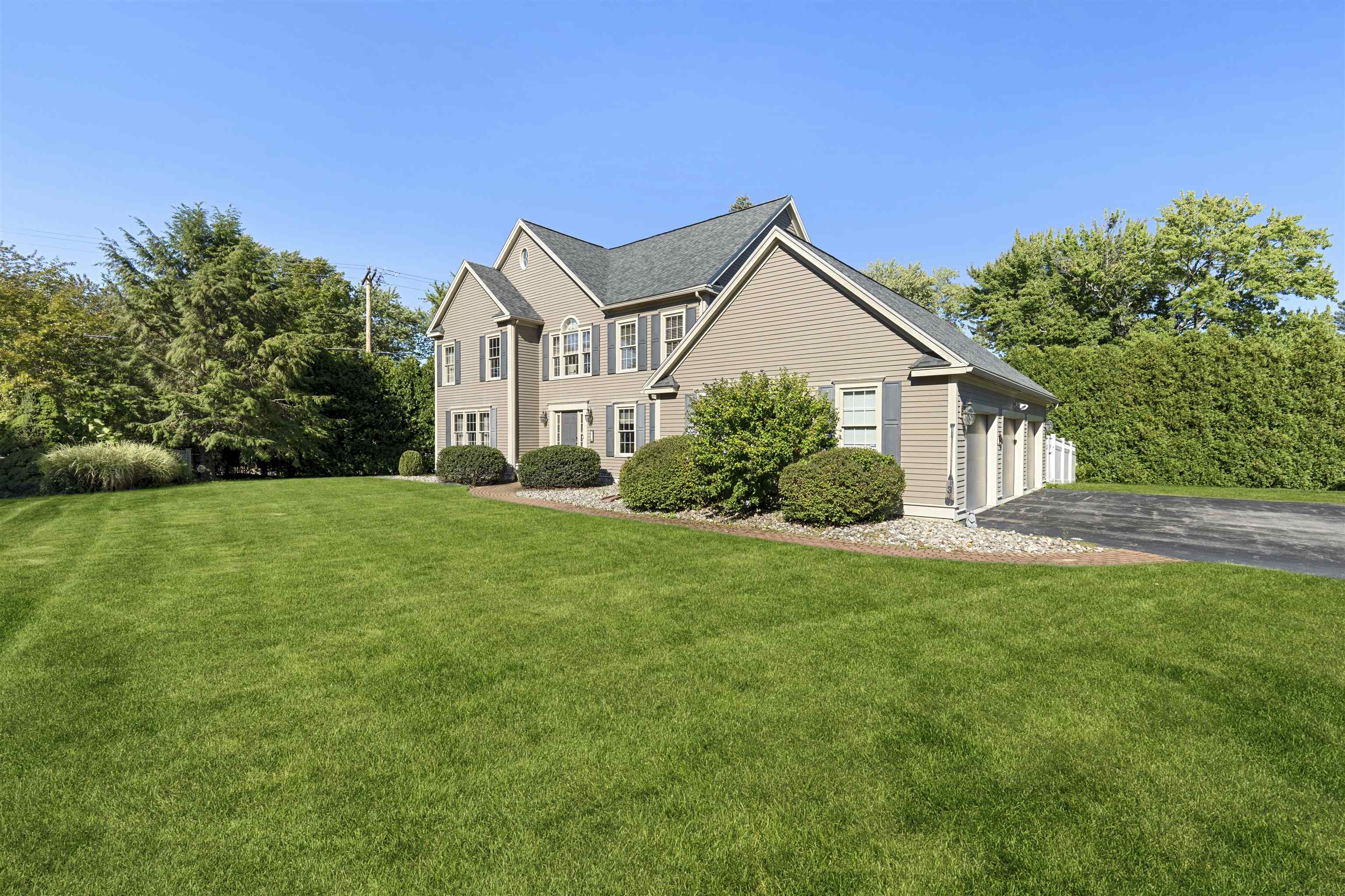 3 Playhouse Circle Hampton, NH 03842 - Photo 32 of 36