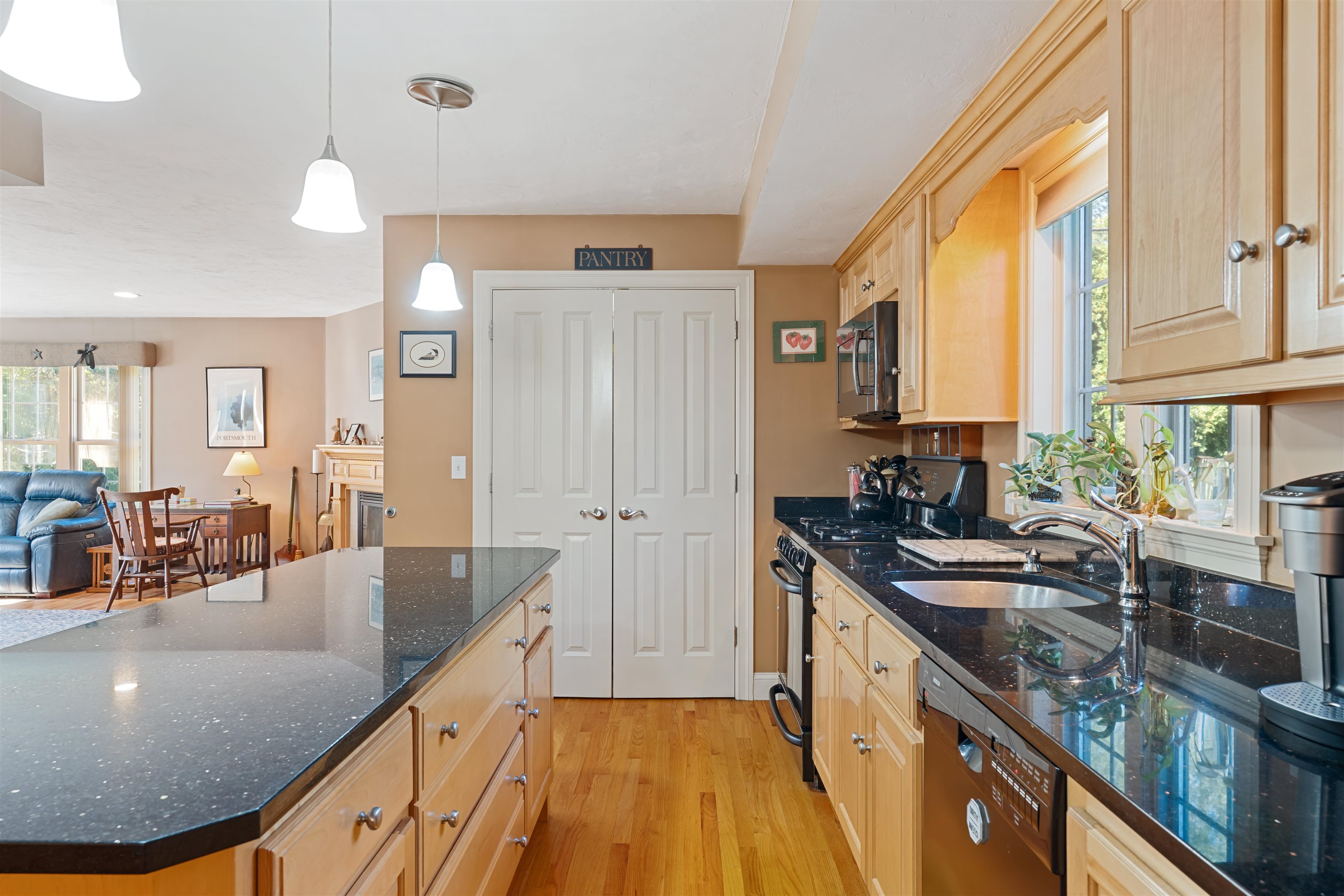 3 Playhouse Circle Hampton, NH 03842 - Photo 10 of 36