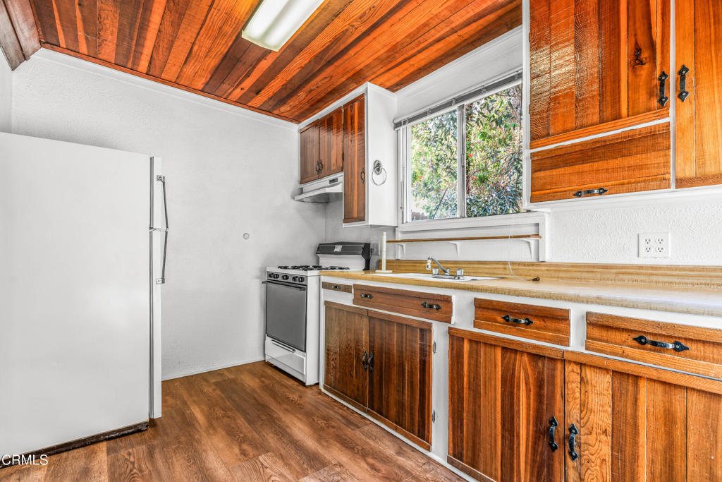861 Monterey Road Glendale, CA 91206 - Photo 36 of 48 861 Monterey-29