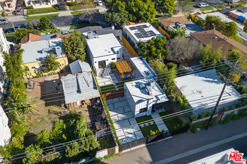 $1,449,000 | 2931 South Bronson Avenue, Los Angeles, CA 90018