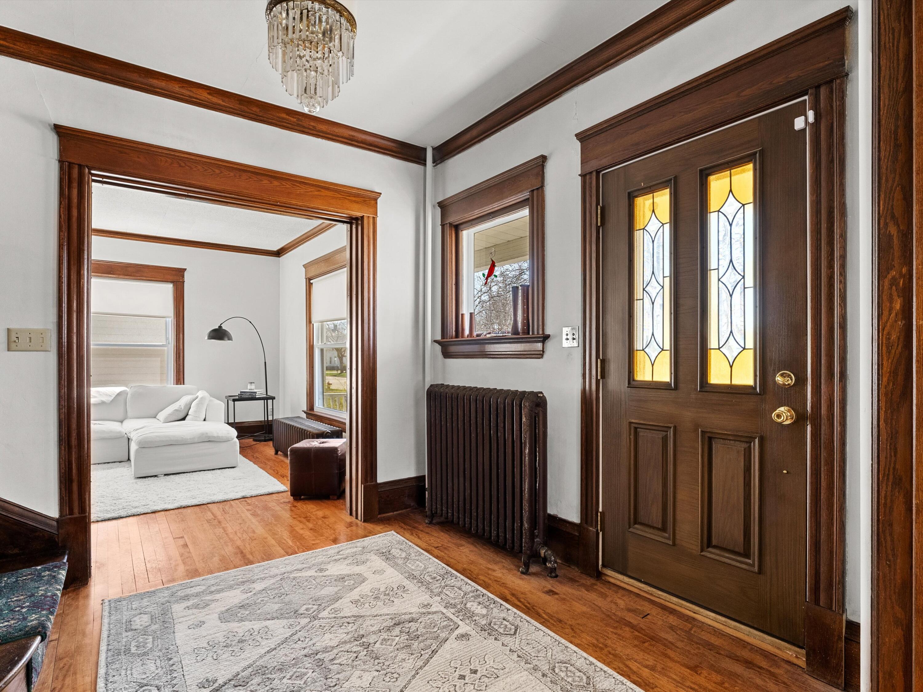 2409 Washington Street Two Rivers, WI 54241 - Photo 11 of 30 20-2190697_00712