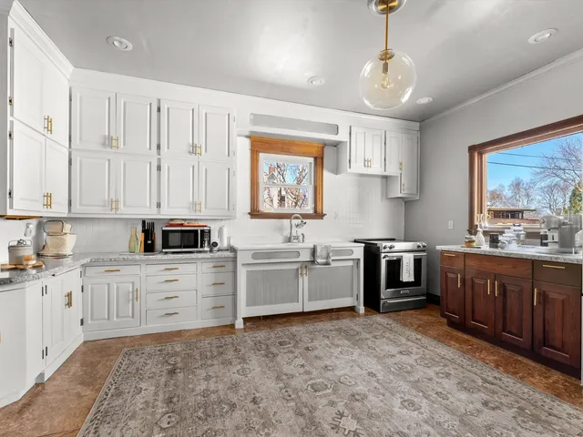 $339,000 | 2409 Washington Street, Two Rivers, WI 54241