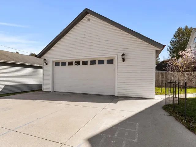 $339,000 | 2409 Washington Street, Two Rivers, WI 54241
