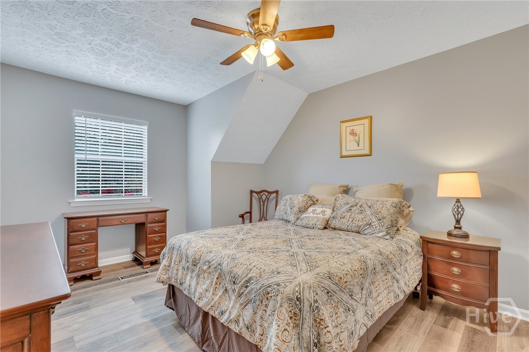 11 Ropemaker (furnished) Court Savannah, GA 31410 - Photo 23 of 37