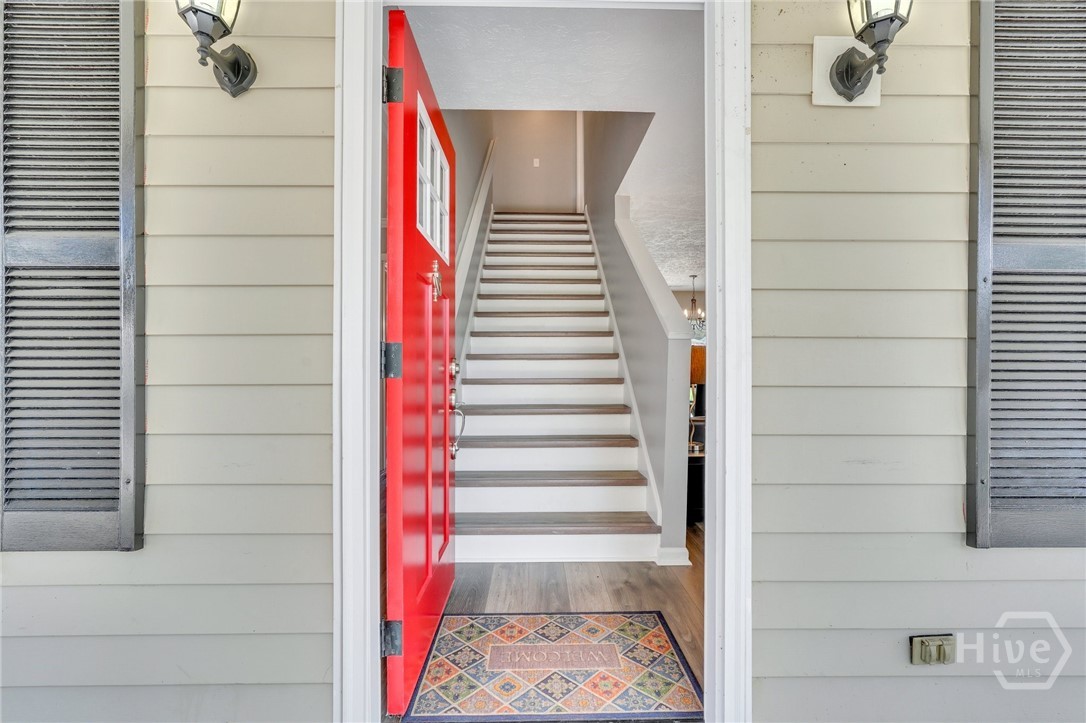 11 Ropemaker (furnished) Court Savannah, GA 31410 - Photo 3 of 37